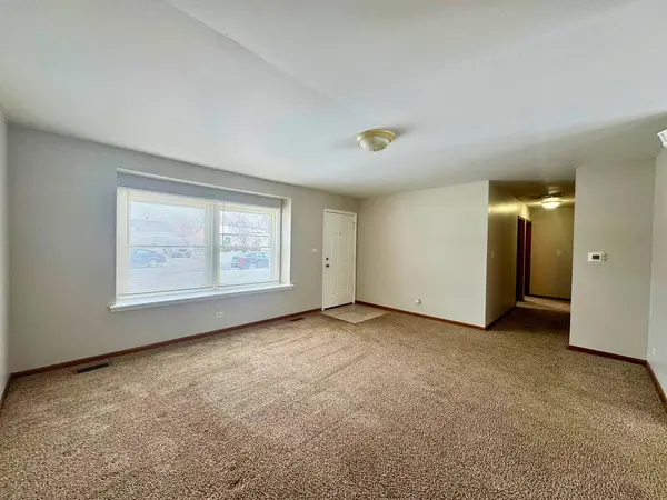 3611 Tamarind Lane, Hazel Crest, IL 60429