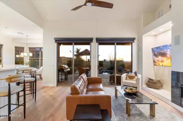 11617 E RAINTREE Drive, Scottsdale, AZ 85255