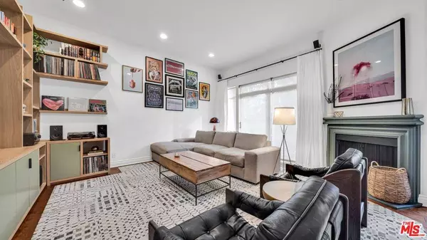 14101 Dickens ST #3, Sherman Oaks, CA 91423