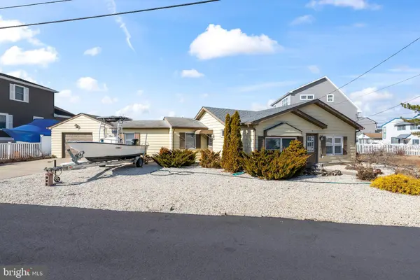 7 JACK LN, Manahawkin, NJ 08050