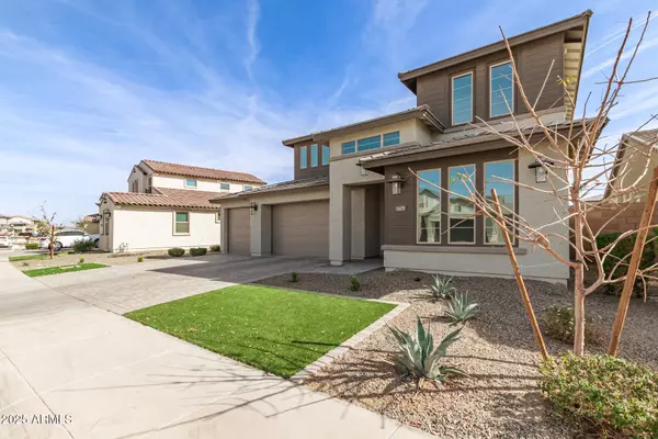 11679 W PARKWAY Lane, Avondale, AZ 85323