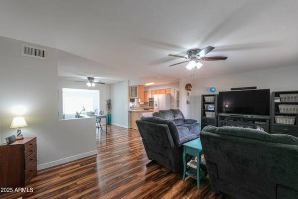 6319 E DUNCAN Street, Mesa, AZ 85205