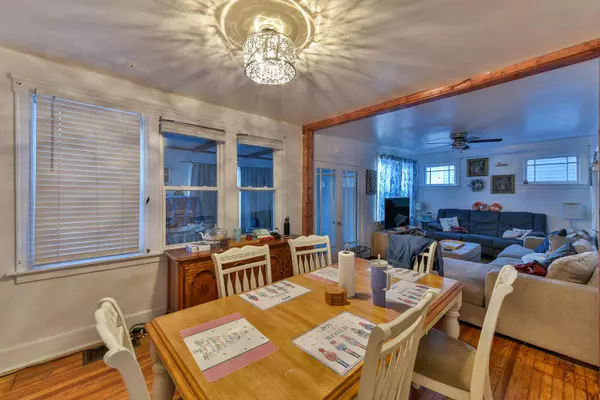 3420 Kinzie Ave, Racine, WI 53405