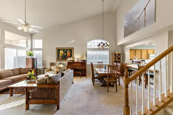 182 N Wathen AVE, Clovis, CA 93611