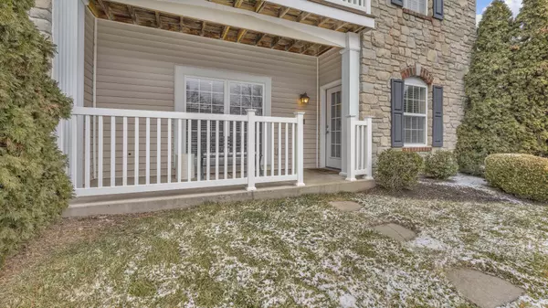 6 Monarch Trace Ct #101, Chesterfield, MO 63017-4620