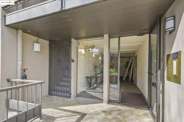 645 Chetwood St #107, Oakland, CA 94610