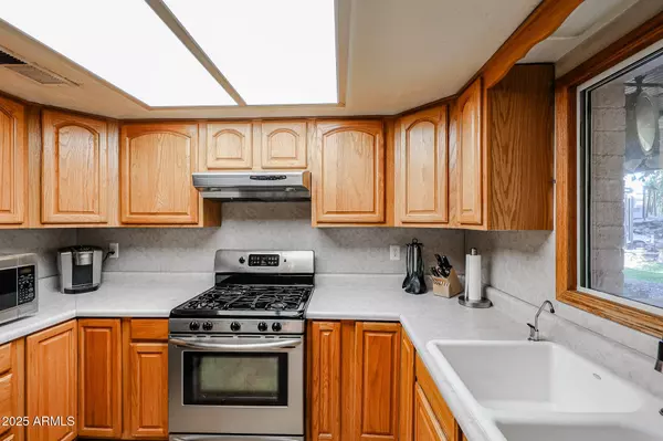 19013 N 18TH Avenue, Phoenix, AZ 85027