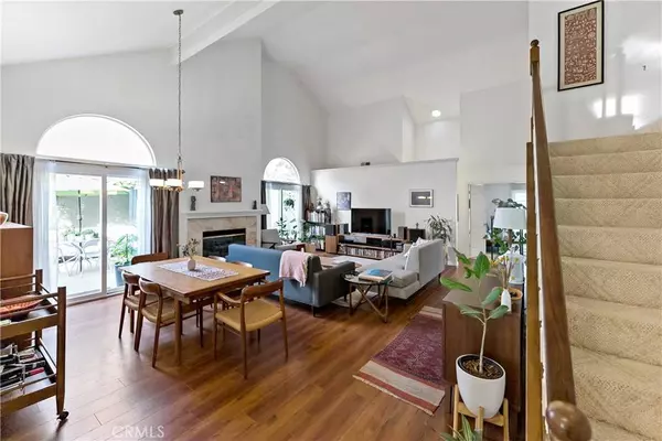 9136 N Stoneridge LN, Fresno, CA 93720