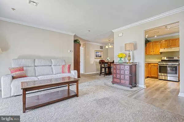 5807-I HIDDEN LAKE DR, Harrisburg, PA 17111