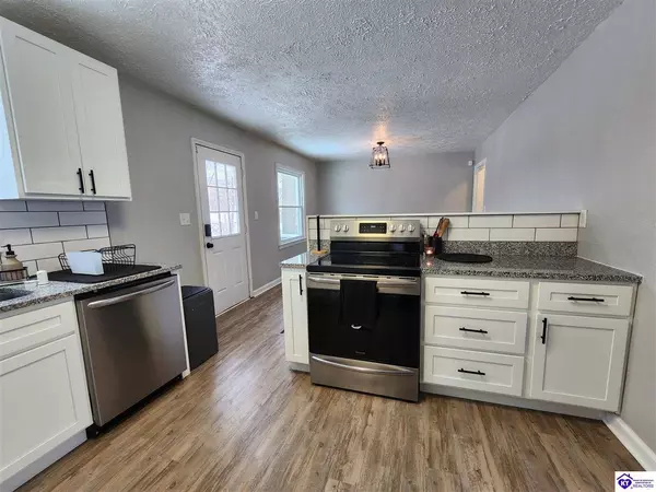 310 Village Drive, Elizabethtown, KY 42701