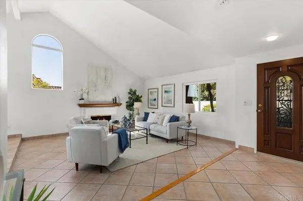 2111 Levante St, Carlsbad, CA 92009