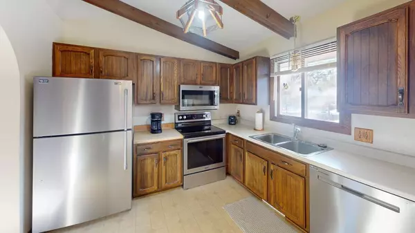 10025 Jay ST NW, Coon Rapids, MN 55433