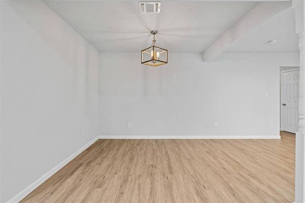 5209 Winifred Drive, Fort Worth, TX 76133