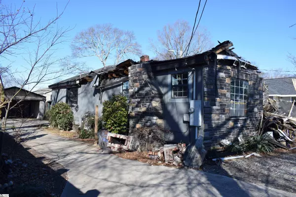 3 YMCA Street, Greenville, SC 29611