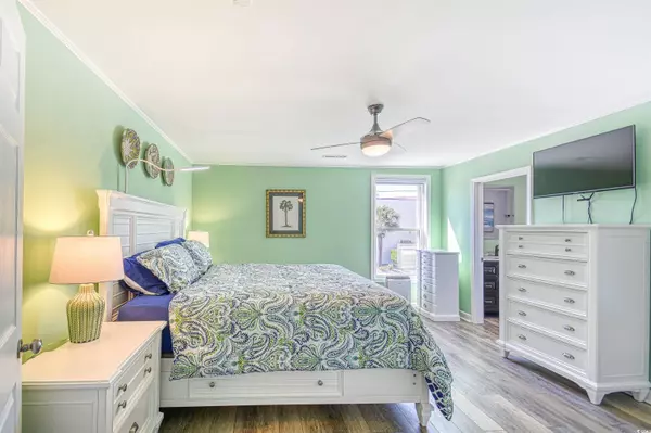 308 24th Ave. N, North Myrtle Beach, SC 29582