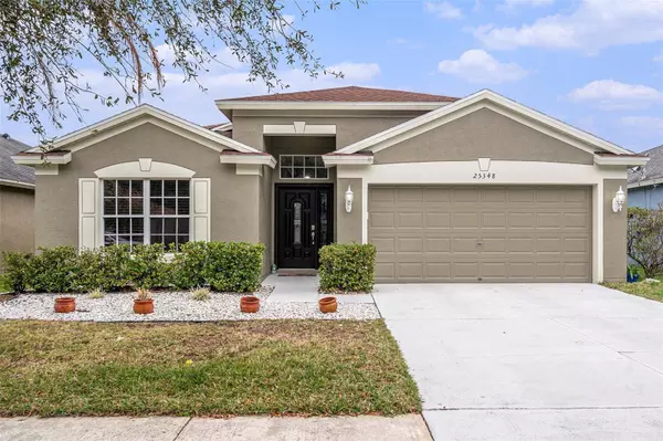 25348 FLYING EBONY LN, Wesley Chapel, FL 33544