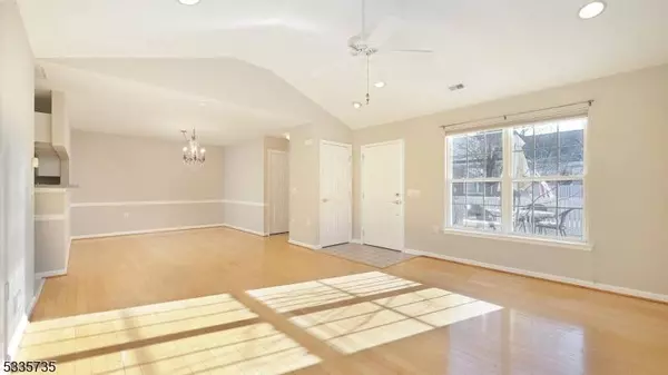 233 Chandler Ct, Hillsborough Twp., NJ 08844