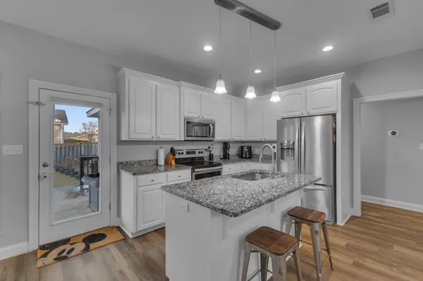 25 Trillium, Hattiesburg, MS 39401