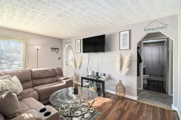 4425 Liverpool RD, Lake Station, IN 46405