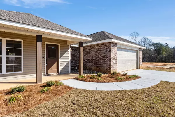 7 Jackson Square Dr., Hattiesburg, MS 39402