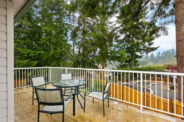 6019 Joseph Pl, Nanaimo, BC V9T 6H7