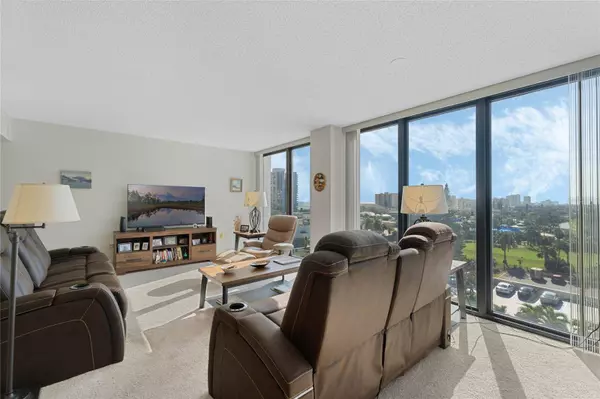 1 OCEANS WEST BLVD #6A5, Daytona Beach, FL 32118