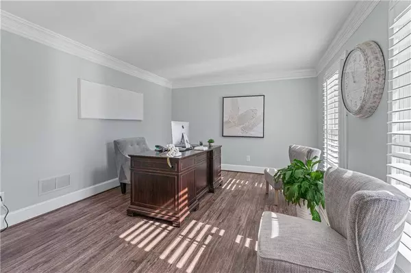 6055 Courtside DR, Peachtree Corners, GA 30092