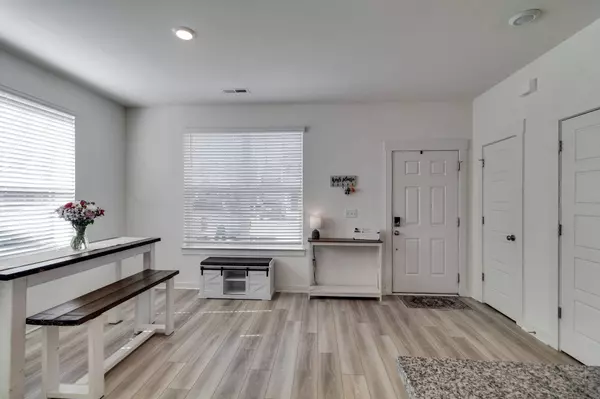 1740 Frodo Way, Murfreesboro, TN 37128