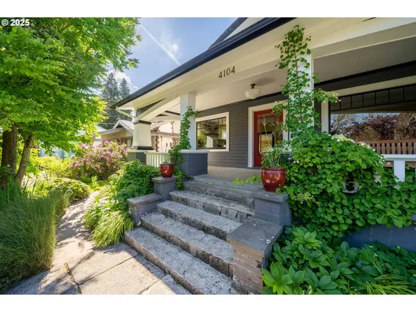 4104 SE PINE ST, Portland, OR 97214