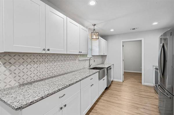 5209 Winifred Drive, Fort Worth, TX 76133