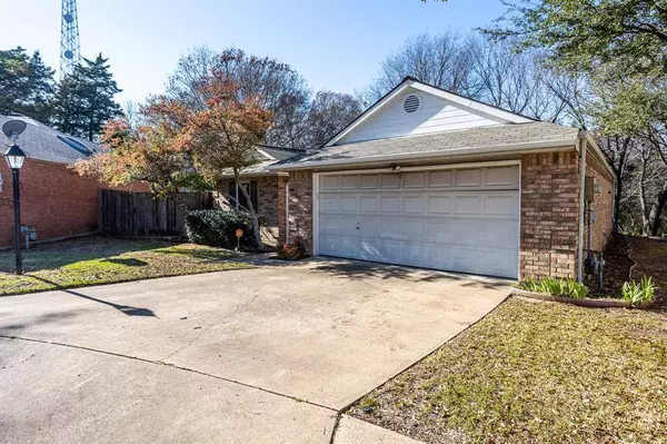 217 Juniper Ridge Court, Desoto, TX 75115