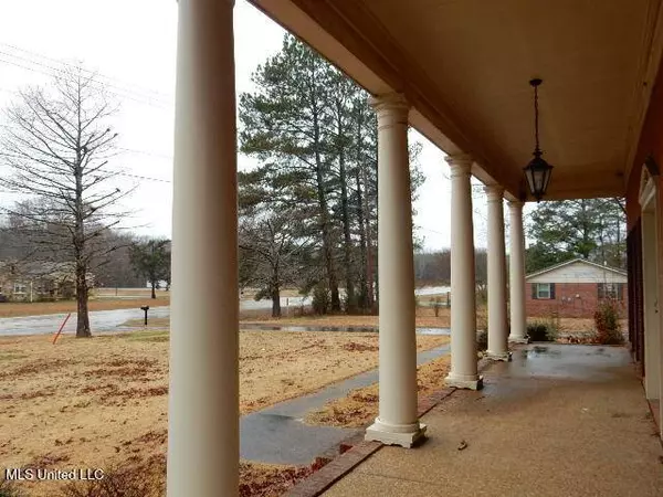 1741 Hwy 178, Myrtle, MS 38650