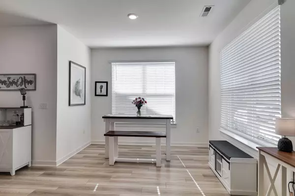 1740 Frodo Way, Murfreesboro, TN 37128