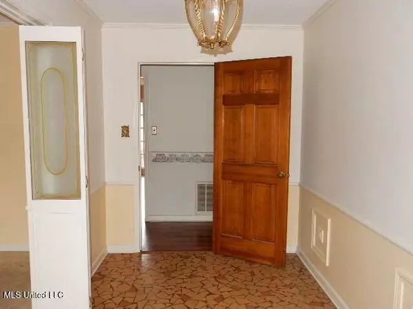 1741 Hwy 178, Myrtle, MS 38650