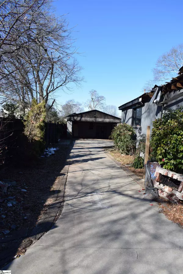 3 YMCA Street, Greenville, SC 29611