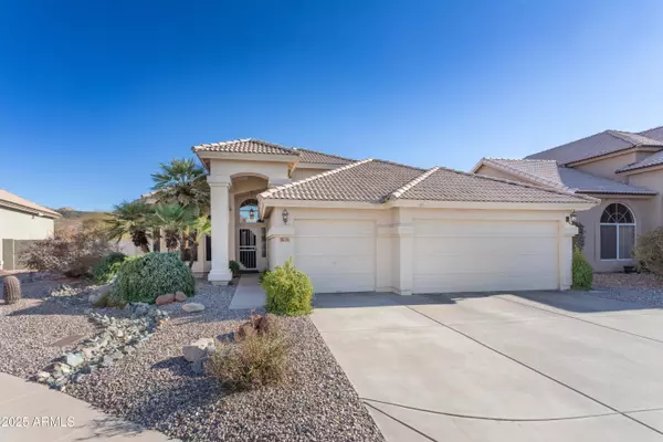 1363 E AMBERWOOD Drive, Phoenix, AZ 85048