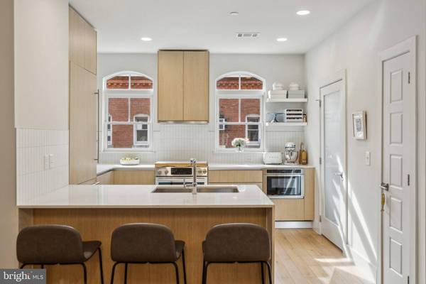 1309 E ST SE #36, Washington, DC 20003