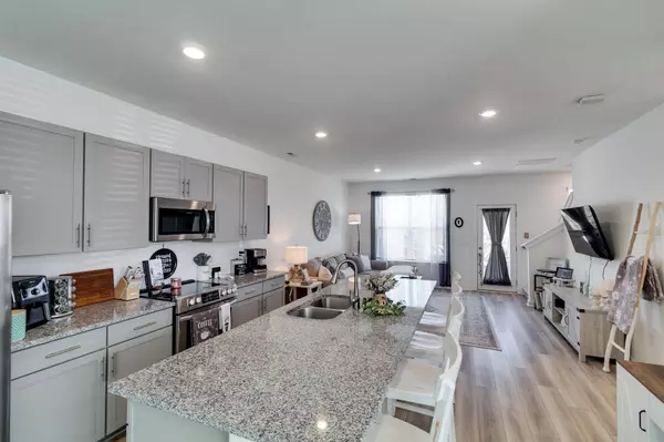 1740 Frodo Way, Murfreesboro, TN 37128