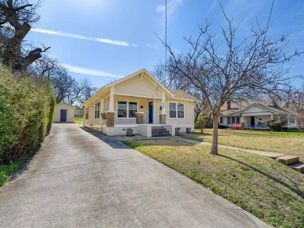 811 Anderson Street, Denton, TX 76201