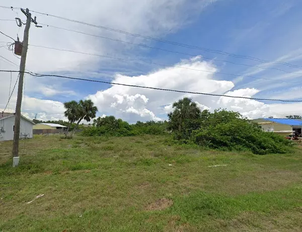 5084 CRAWFORDSVILLE DR, Port Charlotte, FL 33948