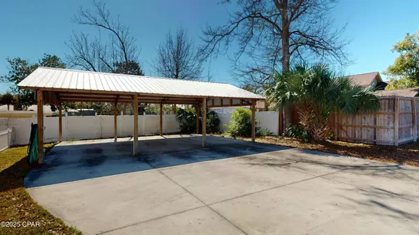 509 E 8th ST, Lynn Haven, FL 32444