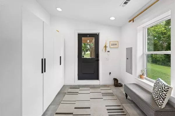 11418 Murdock Rd, Bentonville, AR 72712