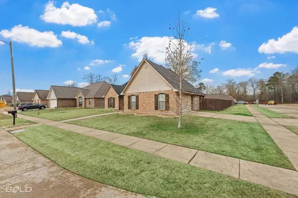 200 Southern Creek Circle, Haughton, LA 71037