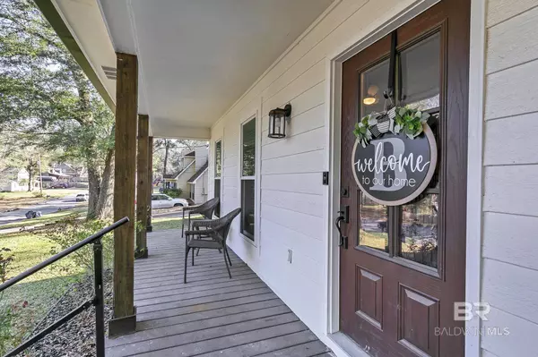 9677 Hamilton Creek Drive, Mobile, AL 36695