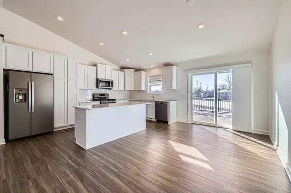 858 111th LN NE, Blaine, MN 55434