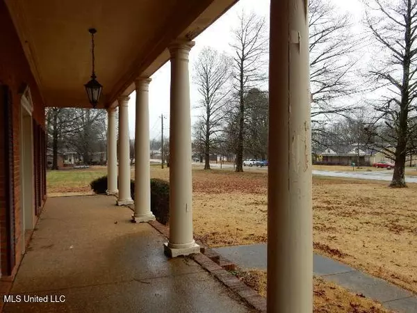 1741 Hwy 178, Myrtle, MS 38650