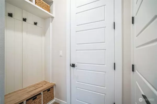 2955 N Pioneer Canyon DR, Ridgefield, WA 98642