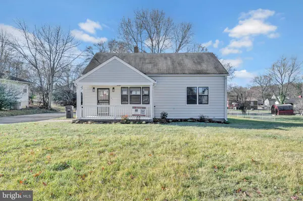 6121 AUTH RD, Suitland, MD 20746