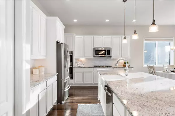 9587 Kentwick CIR, Englewood, CO 80112