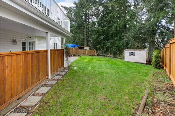 6019 Joseph Pl, Nanaimo, BC V9T 6H7